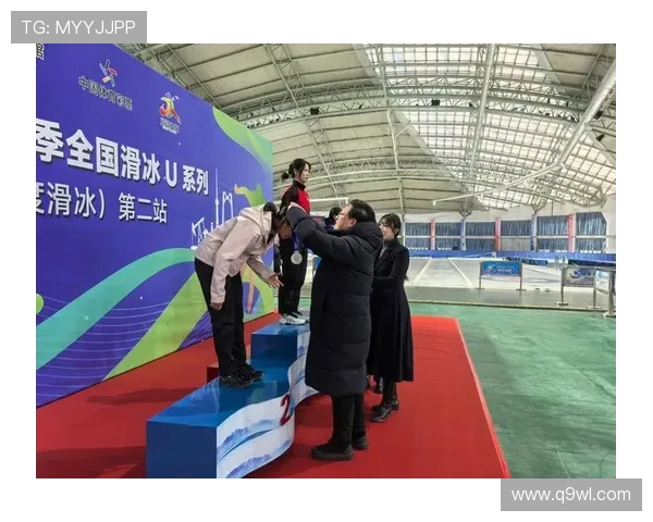 Kael社媒送上圣诞祝福展现运动员赛场外的温度与竞技精神状态